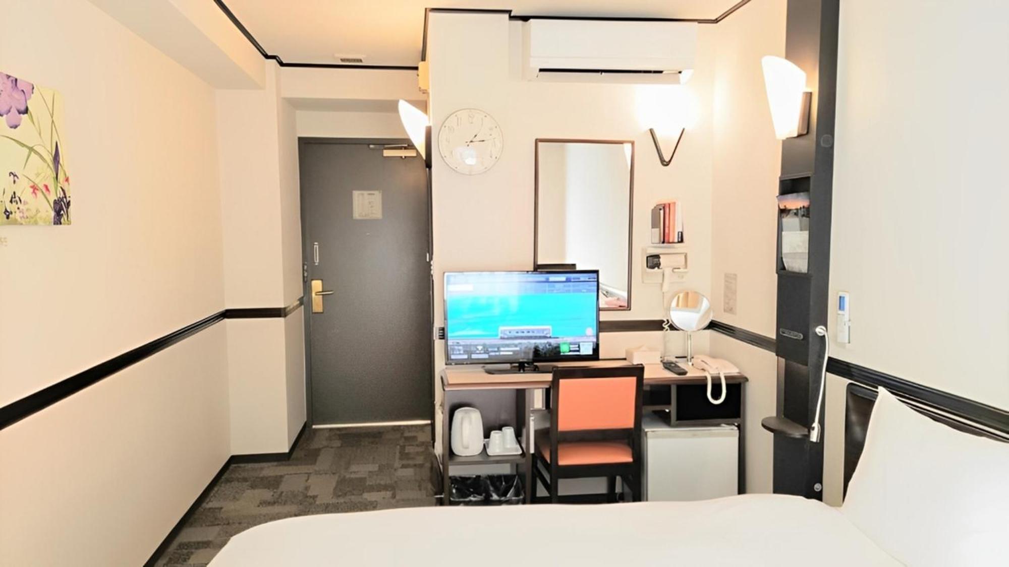 Toyoko Keio Sen Hashimoto Eki Kita Guchi 3*