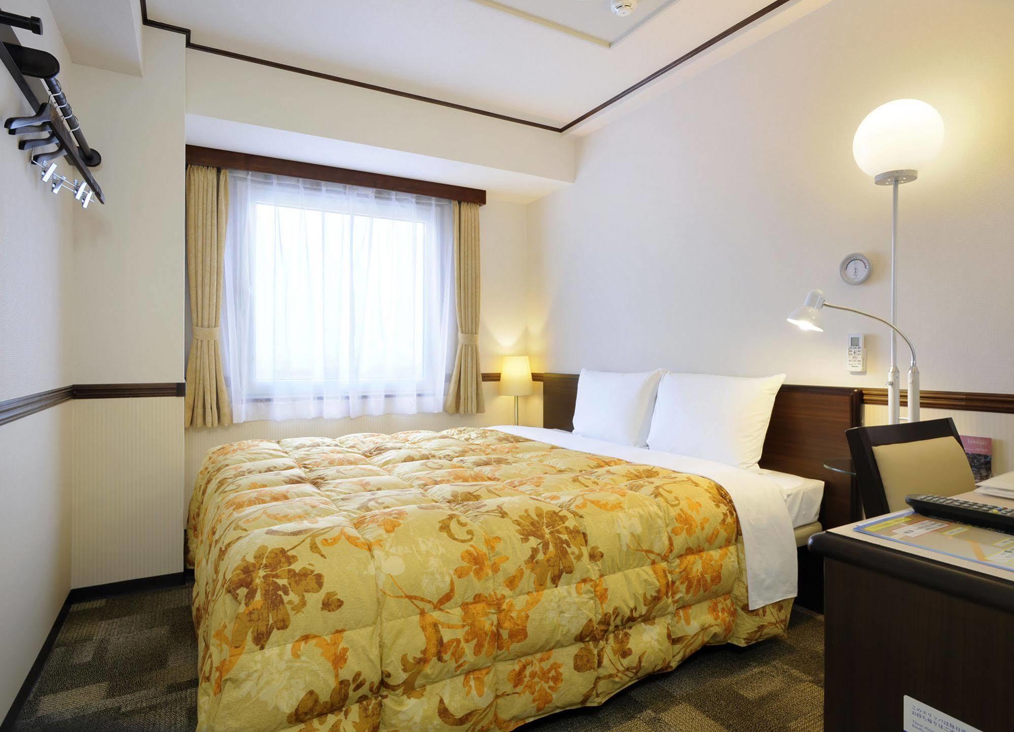 Hotel Toyoko Keio Sen Hashimoto Eki Kita Guchi