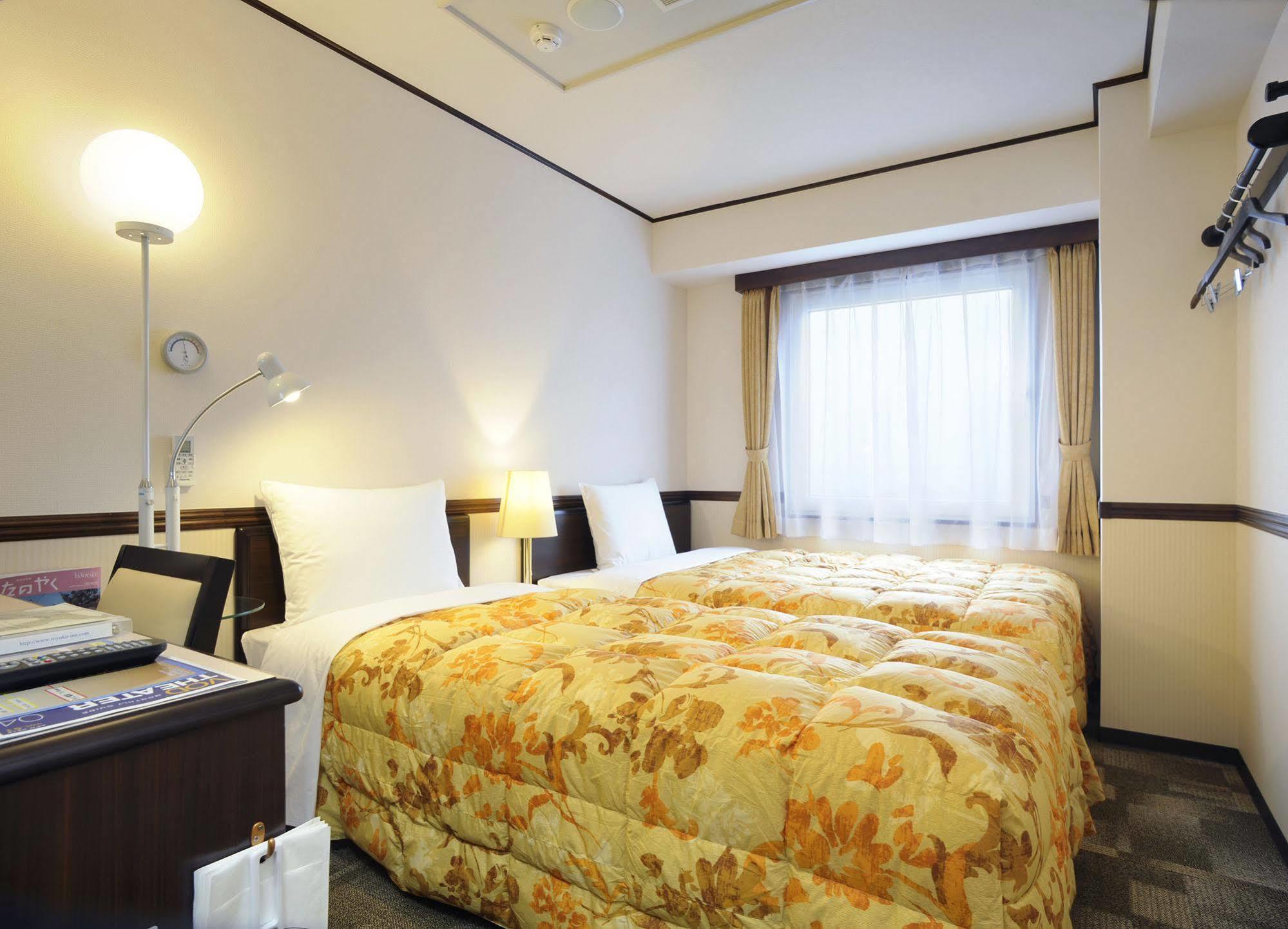 Hotel Toyoko Keio Sen Hashimoto Eki Kita Guchi