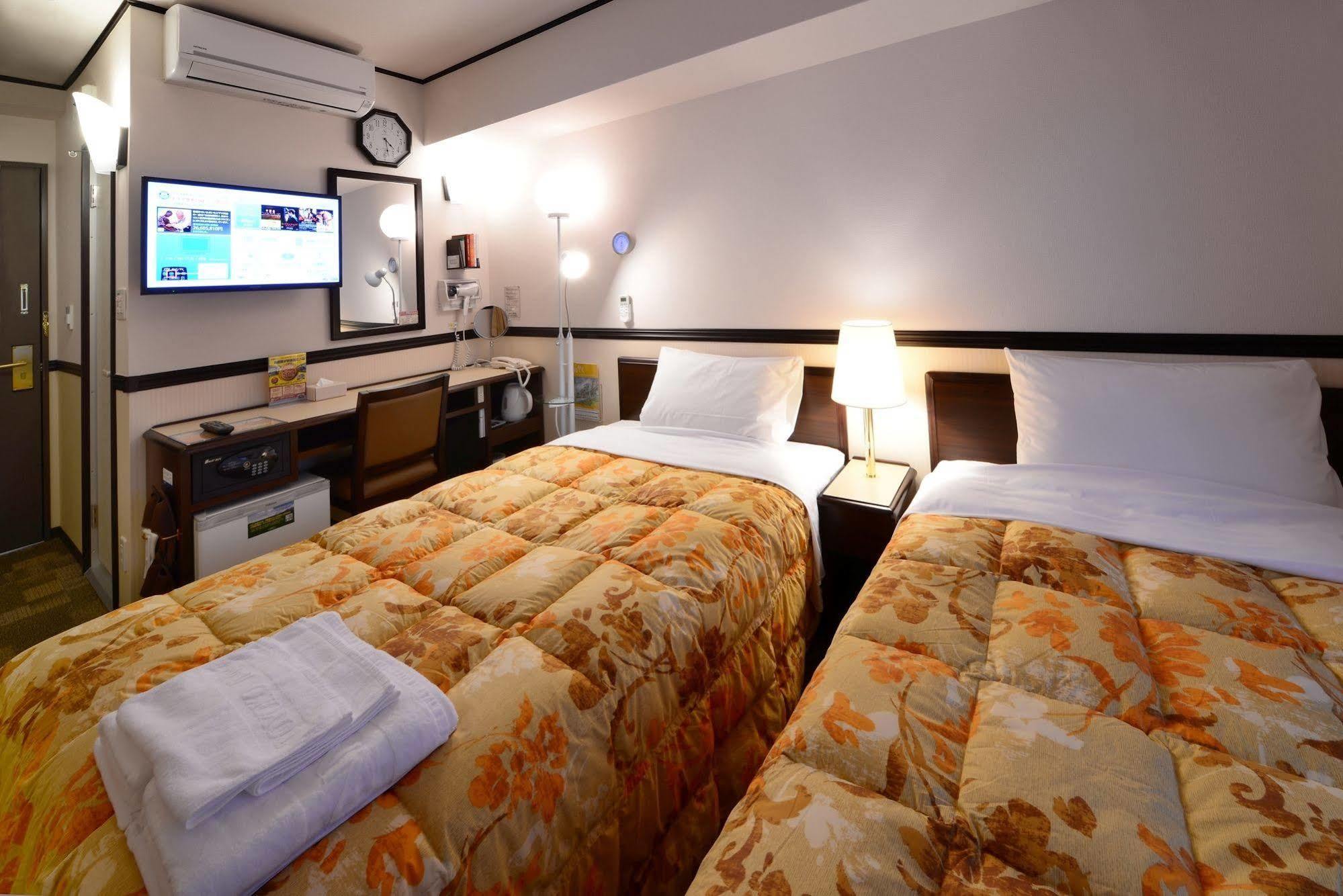 Toyoko Keio Sen Hashimoto Eki Kita Guchi Hotel