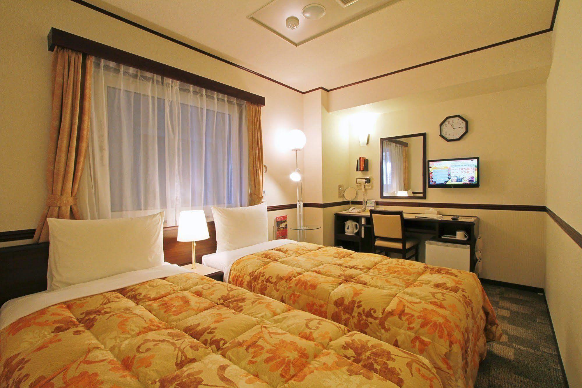 Toyoko Keio Sen Hashimoto Eki Kita Guchi Hotel